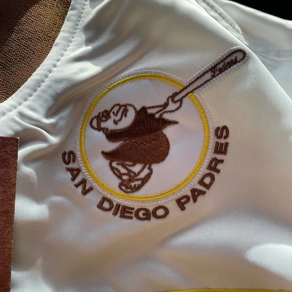 San Diego Padres Jacket - Picture 2 of 3